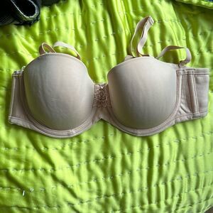 Vanity Fair Beige Beauty Back Underwire Smoothing Strapless Bra size 34B